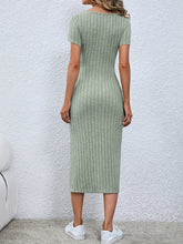 Load image into Gallery viewer, Short Sleeve Slit Midi Dress